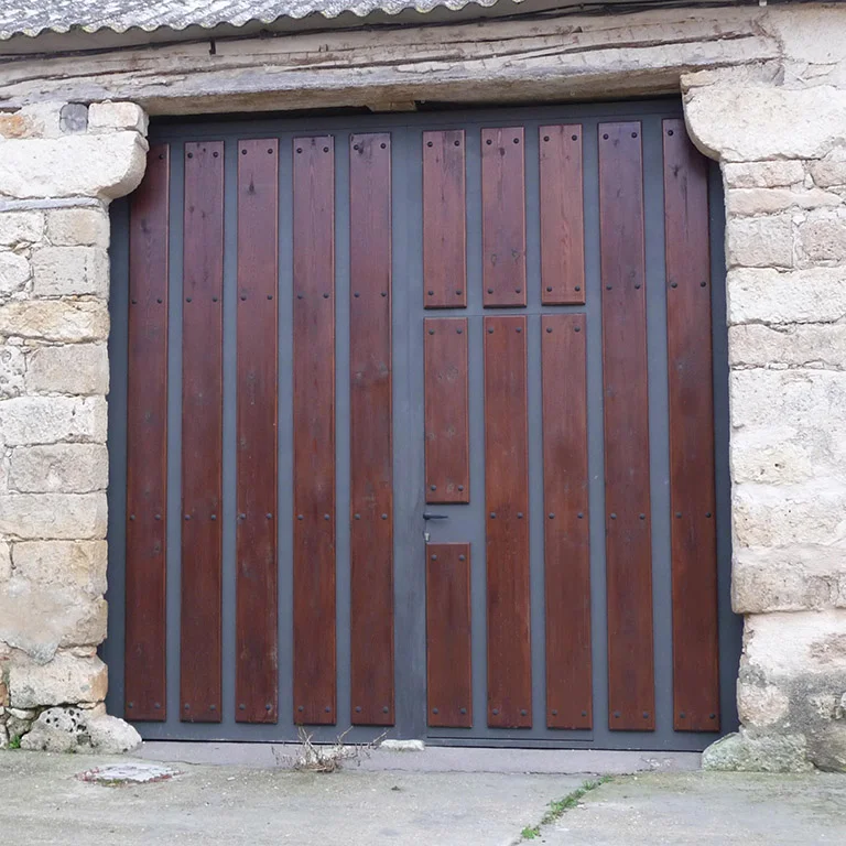 trasera villalba de los alcores taller acero y madera traseras restauracion casa rustica