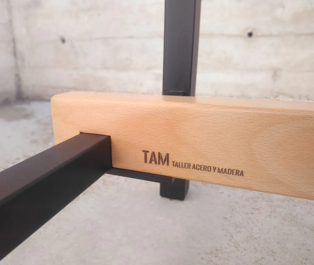 mesas con madera maciza en metal y madera, TallerAcero y Madera Valladolid